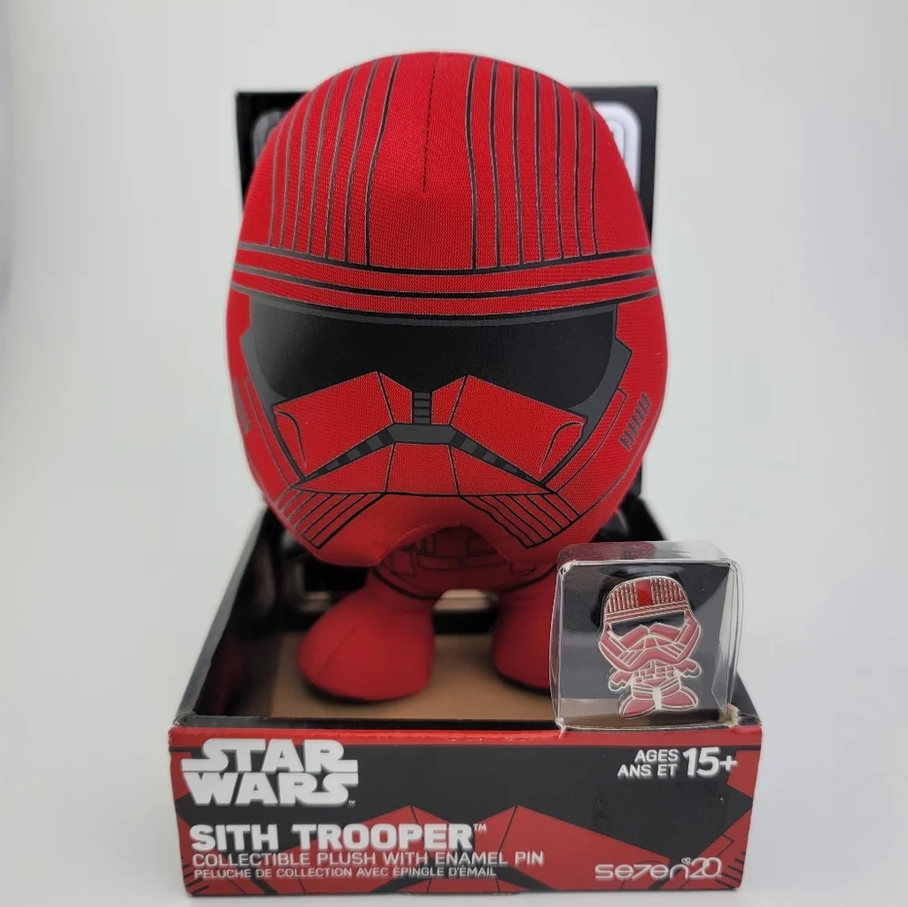 Star Wars C-3PO and Sith Trooper Collectible  Plus With Enamel Pin - Picture 8 of 13